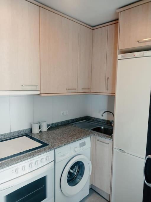 Апартаменты Acogedor Apartamento Con Piscina Y Garaje Уэска Экстерьер фото